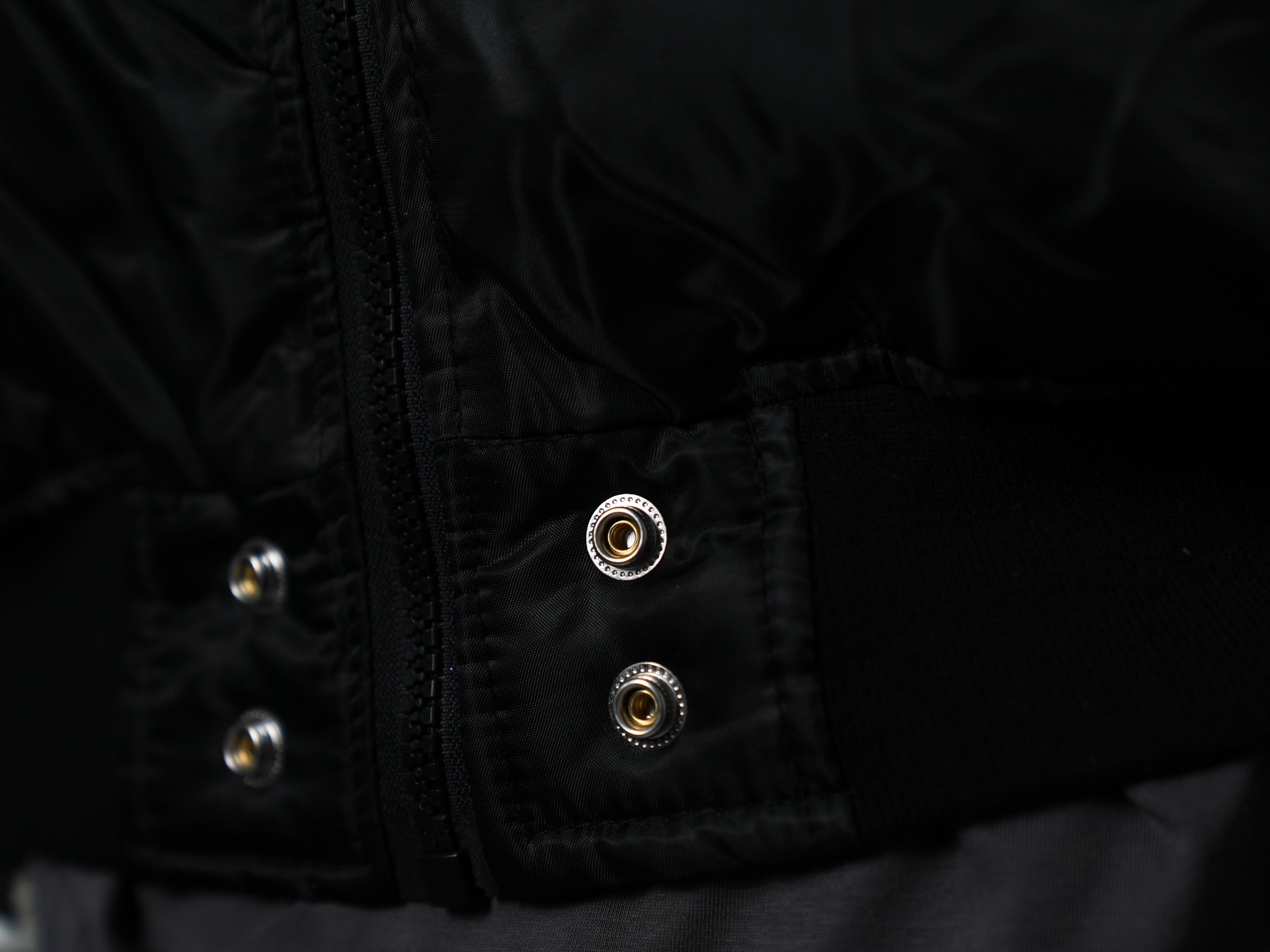 BRUTALISM BOMBER BLACK