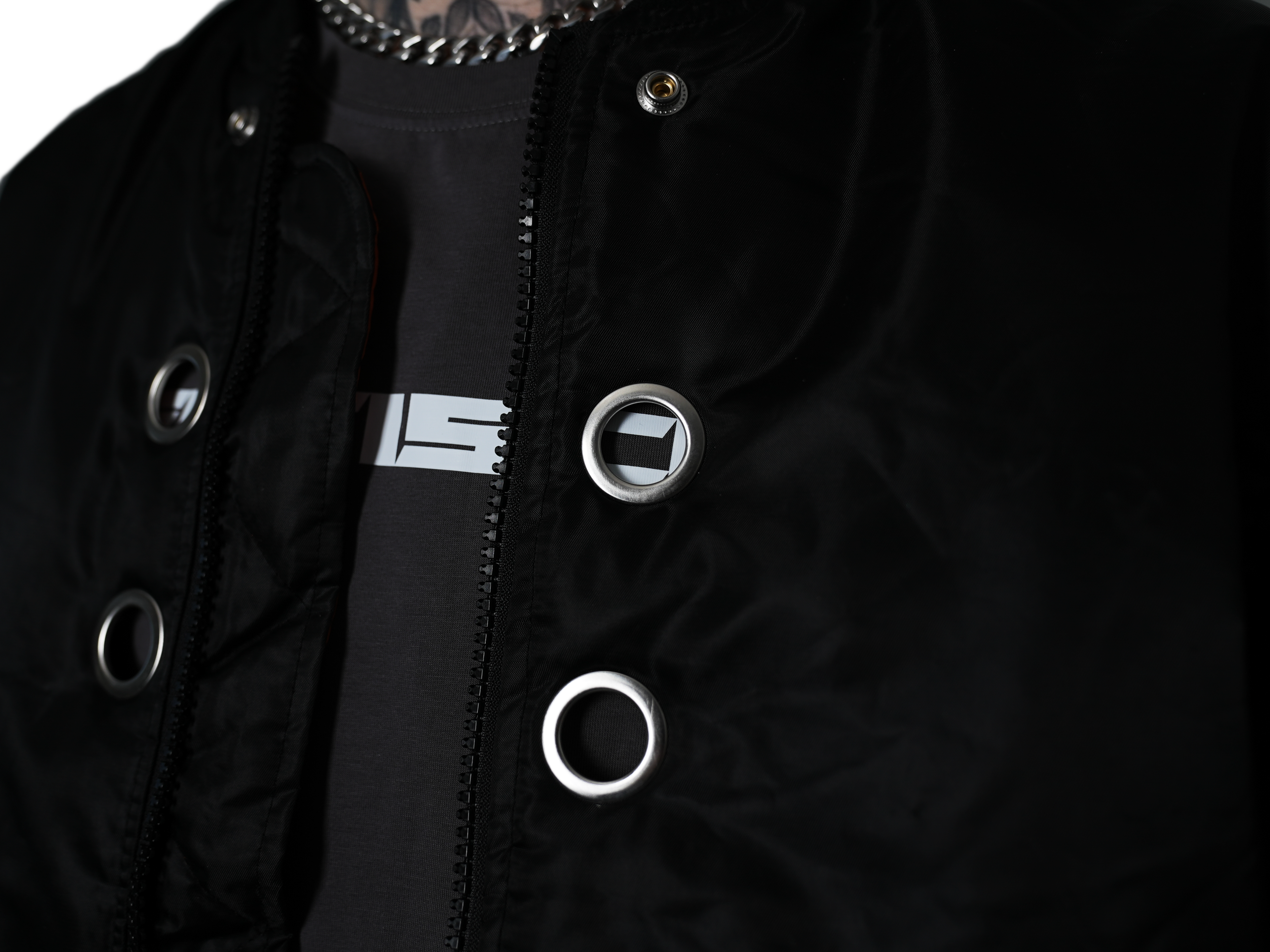 BRUTALISM BOMBER BLACK